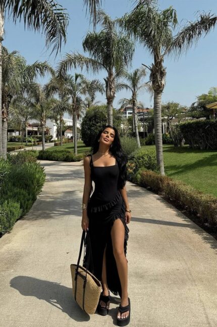 Fustan i gjatë i zi Astrid me çarje ATE-1052